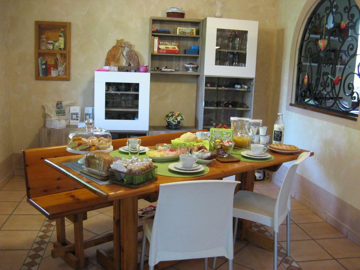 B&B Family House Franciacorta Corte Franca Exterior photo
